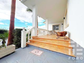 Chalet en venta en Montepilar en Eliana (l´)