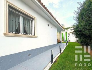 Chalet en venta en Montepilar en Eliana (l´)