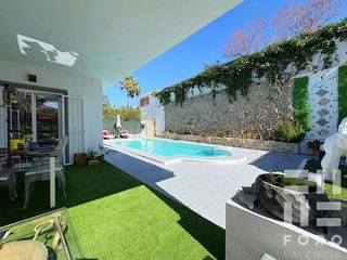 Chalet en venta en Montepilar en Eliana (l´)