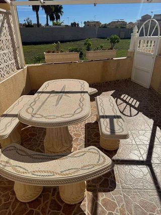 Chalet en venta en La Siesta - El Salado - Torreta en Torrevieja