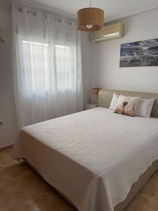 Chalet en venta en La Siesta - El Salado - Torreta en Torrevieja