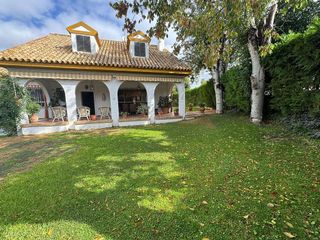 Chalet en venta en Oromana en Alcalá de Guadaira