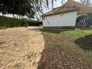 Chalet en venta en Oromana en Alcalá de Guadaira
