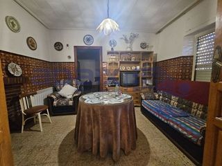 Casa adosada en venta en Centro en Puertollano