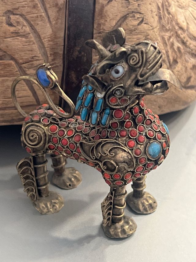 Figura león Foo latón y turquesa