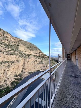 Piso en alquiler en Albufereta en Alicante