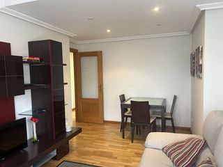 Piso en alquiler en Santo Domingo en Oviedo