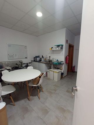 Local comercial en alquiler en Nueva Torrevieja - Aguas Nuevas en Torrevieja