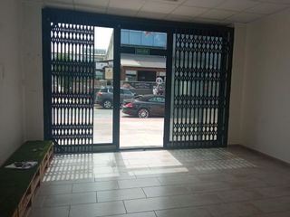 Local comercial en alquiler en Nueva Torrevieja - Aguas Nuevas en Torrevieja