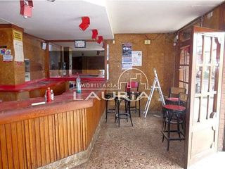 Local comercial en alquiler en La Constitución - Canaleta en Mislata