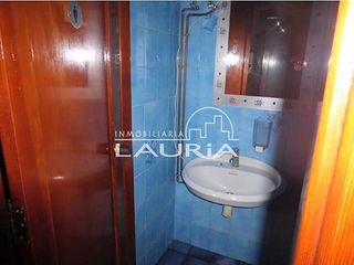 Local comercial en alquiler en La Constitución - Canaleta en Mislata