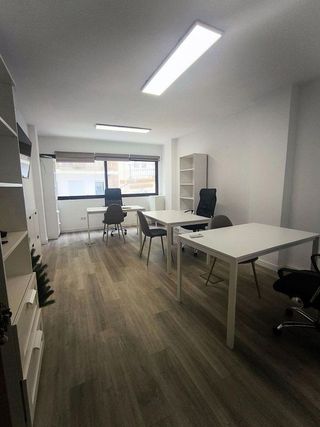 Oficina en alquiler en Centro Histórico en Málaga