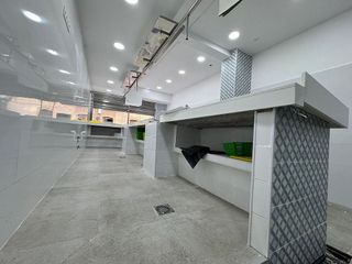 Local comercial en alquiler en Centro en Gijón