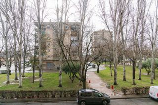 Oficina en alquiler en Avda. Cataluña en Zaragoza