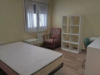 Piso en alquiler en Azpilagaña en Pamplona