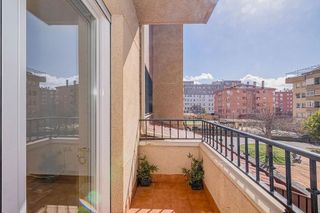 Piso en alquiler en Avda. Federico Garcia Lorca - Nueva Estación Autobuses en Granada