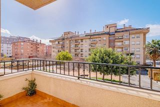 Piso en alquiler en Avda. Federico Garcia Lorca - Nueva Estación Autobuses en Granada