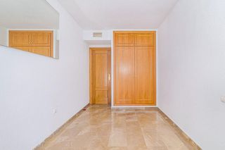 Piso en alquiler en Avda. Federico Garcia Lorca - Nueva Estación Autobuses en Granada