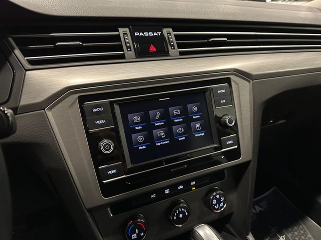 Volkswagen Passat Business 2.0TDi 122cv DSG7 2021