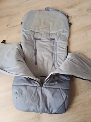 Saco para cochecito de bebé gris