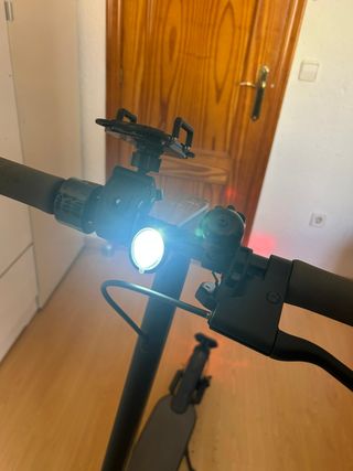 Xiaomi Mi Electric Scooter Essential