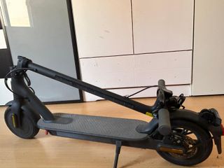 Xiaomi Mi Electric Scooter Essential