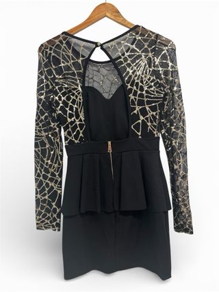 Vestido fiesta negro con detalles dorados