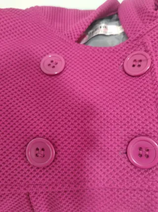 Chaqueta niña fucsia con botones