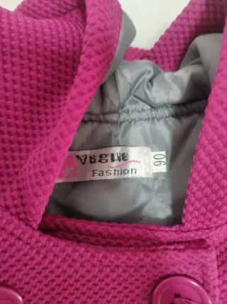 Chaqueta niña fucsia con botones