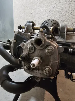 Bloque motor Yamaha Aerox 1999 70cc Malossi + Rued