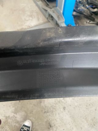 Embellecedor Parabrisas BMW