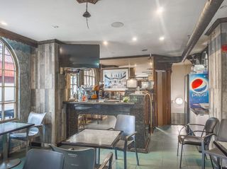 Bar en venta en Concepción en Madrid