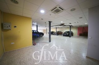 Edificio en venta en Tomelloso