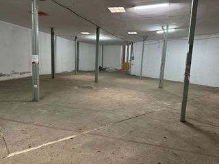 Local comercial en venta en Camino Viejo de Málaga en Vélez-Málaga