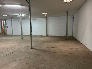 Local comercial en venta en Camino Viejo de Málaga en Vélez-Málaga