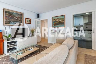 Piso en venta en Gros en San Sebastián-Donostia