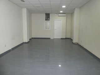 Local comercial en alquiler en Riu en Santa Coloma de Gramanet
