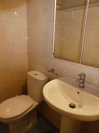 Local comercial en alquiler en Riu en Santa Coloma de Gramanet