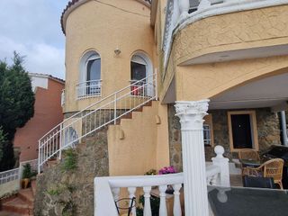 Chalet en venta en Port Esportiu - Puig Rom - Canyelles en Roses