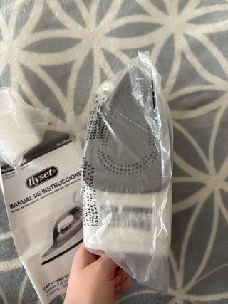 Plancha de Vapor Liyse 1200W