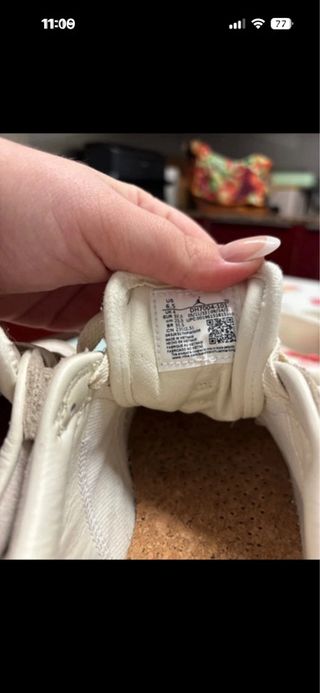 Nike Air Jordan 1 Low Beige