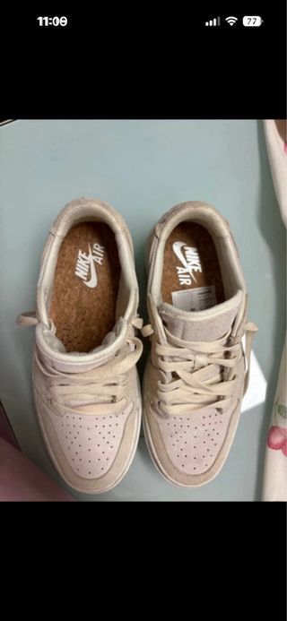 Nike Air Jordan 1 Low Beige