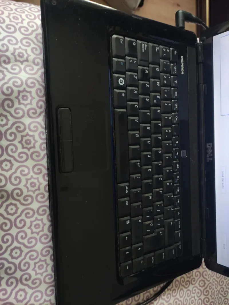 Portátil Dell Inspiron 1545 . morado afbeelding 2