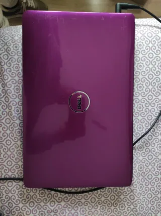 Portátil Dell Inspiron 1545 . morado