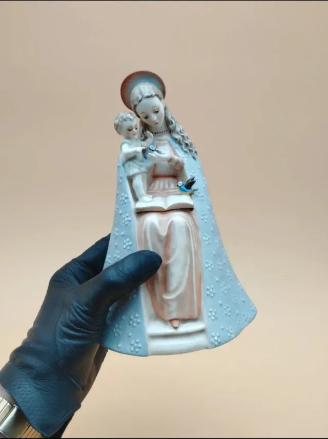 Flower Madonna Hummel Goebel TMK-3 Virgen Flores