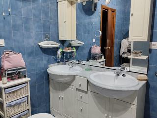 Chalet en venta en Lucena