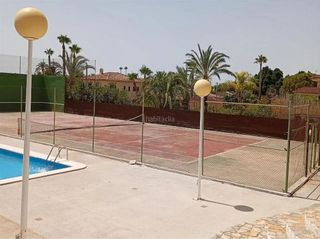 Chalet en venta en Peña de las Águilas en Elche