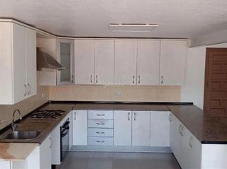 Chalet en venta en Peña de las Águilas en Elche