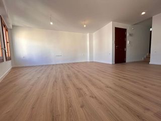 Ático en alquiler en Centro - El Castillo en Sagunto