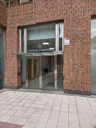 Local comercial en alquiler en San Pedro de Deusto-La Ribera en Bilbao
